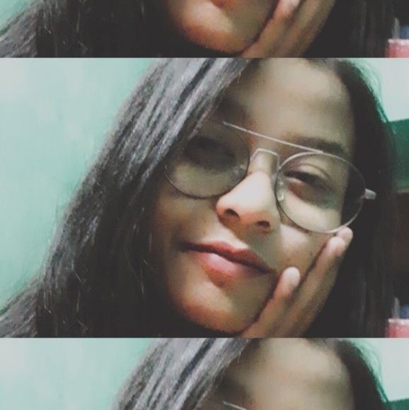 Meet your Posher, Christina - Picture 1 of 1